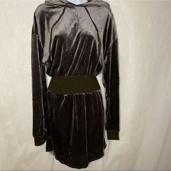 Fashion Nova Velvet Sweatshirt Dress Size XS - Picture 1 of 7